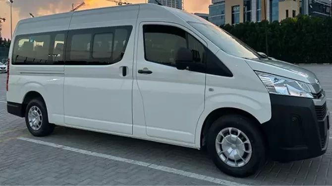 12-seater-van-rental-dubai-670x377